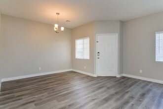 1521 Knudson Ct in Henderson, NV - Building Photo - Building Photo