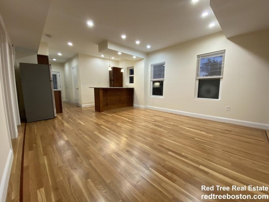 28 Cherry St in Somerville, MA - Building Photo