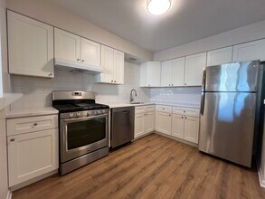 1279 Harding Ave in Des Plaines, IL - Building Photo - Building Photo