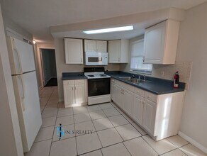 3628 Dickens Dr in Holiday, FL - Building Photo - Building Photo