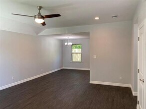 707 W Murray St in Denison, TX - Building Photo - Building Photo