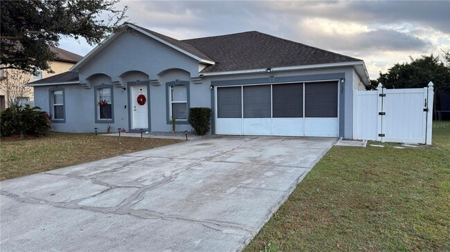 627 Fisher Ct in Kissimmee, FL - Building Photo - Building Photo