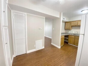 1141 N Durham Dr in Houston, TX - Building Photo - Building Photo