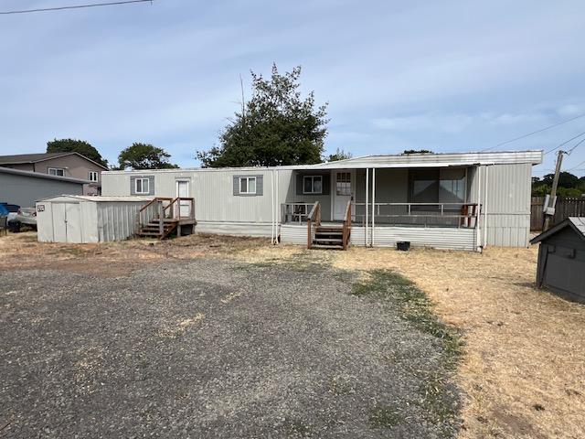 1101 Century Dr NE in Albany, OR - Building Photo