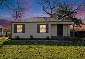 5129 Penrod Ct in River Oaks, TX - Building Photo