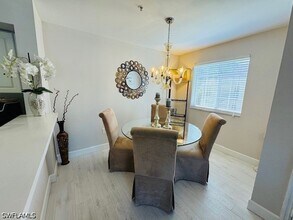 1150 Wildwood Lakes Blvd in Naples, FL - Building Photo - Building Photo