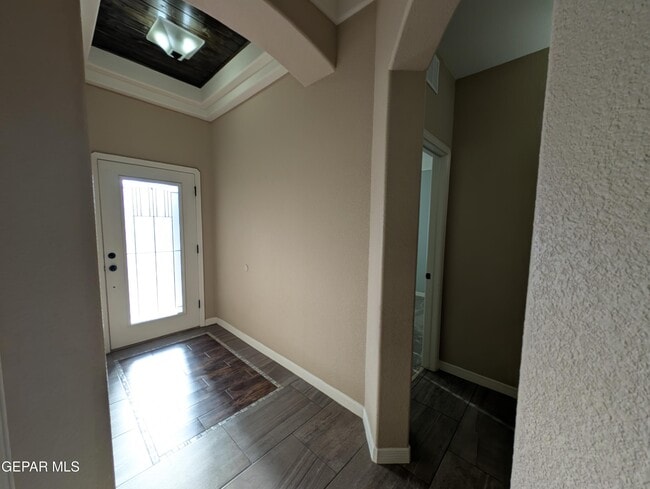 2144 Carlos Leon in El Paso, TX - Building Photo - Building Photo