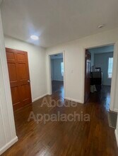 187 Poplar St in Pikeville, KY - Building Photo - Building Photo