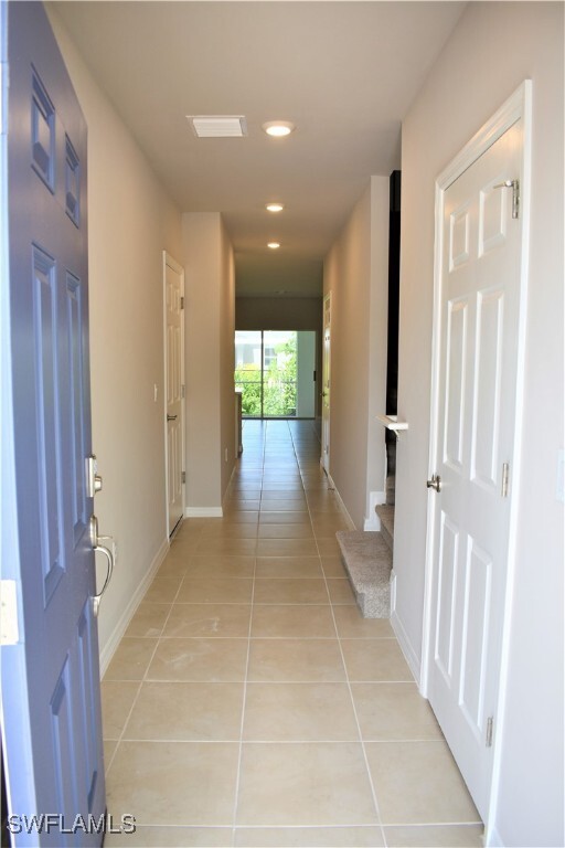 15469 Wildflower Cir in Naples, FL - Foto de edificio - Building Photo
