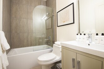 108 Bosworth St in San Francisco, CA - Building Photo - Building Photo