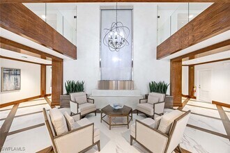 6075 Pelican Bay Blvd in Naples, FL - Building Photo - Building Photo