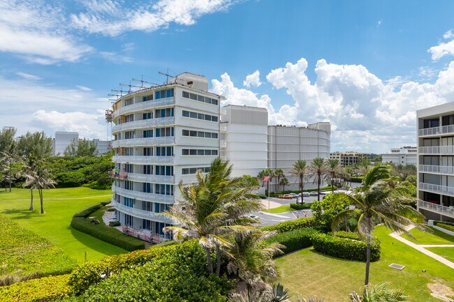 2774 S Ocean Blvd