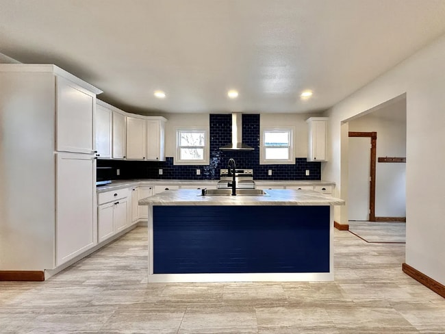 property at 1008 Giles St