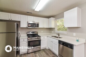 708 Stonebridge Terrace in Lithonia, GA - Building Photo - Building Photo