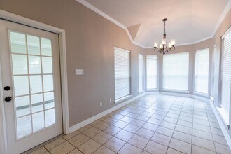 5767 Gold Crest Dr in Bossier City, LA - Building Photo - Building Photo