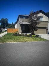32501 133rd Pl SE in Sultan, WA - Building Photo - Building Photo