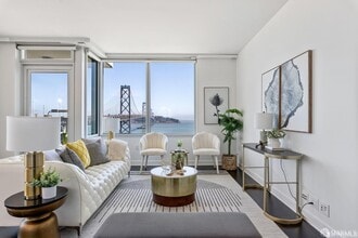 501 Beale St in San Francisco, CA - Foto de edificio - Building Photo