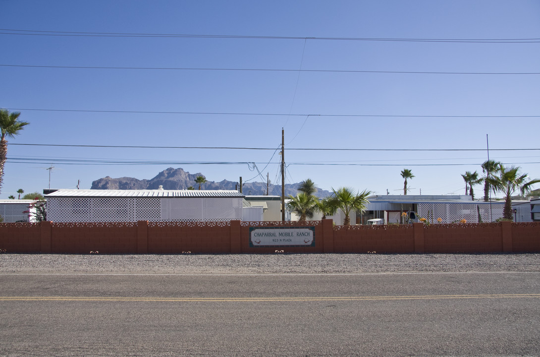 Chaparral Mobile Home Park in Apache Junction, AZ - Foto de edificio