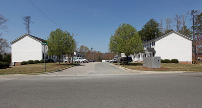 Caswell at Cambridge in Smithfield, NC - Building Photo - Building Photo