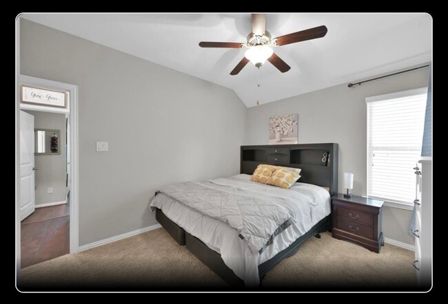 138 Verismo Ct in Montgomery, TX - Foto de edificio - Building Photo