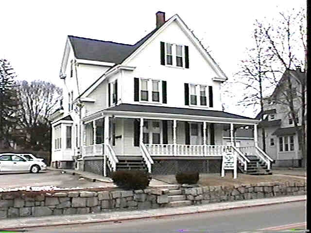 174 Main St in Westerly, RI - Building Photo