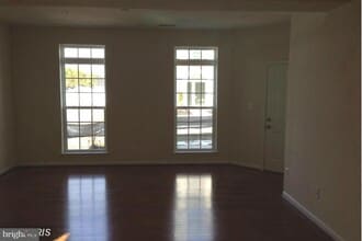 24687 Footed Ridge Terrace in Sterling, VA - Building Photo - Building Photo