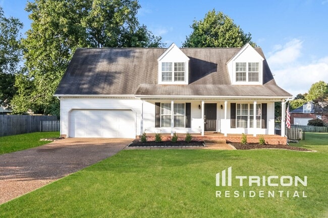 property at 2933 Mercer Ln