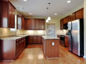 1404 Manley Ct in Fuquay Varina, NC - Building Photo - Building Photo