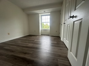 301 Palmspring Dr in Gaithersburg, MD - Building Photo - Building Photo