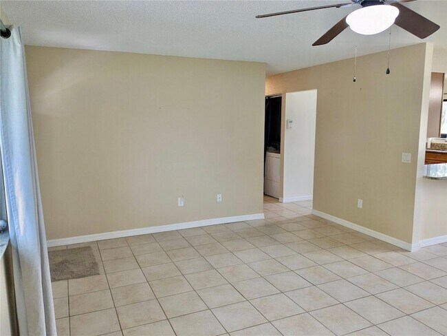 5608 Kismet Terrace in North Port, FL - Building Photo - Building Photo