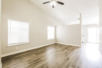 4361 Faberge Ave in Las Vegas, NV - Building Photo - Building Photo