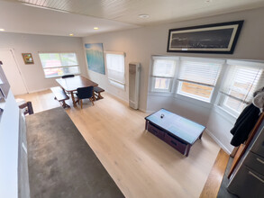 301 Broadway St in Venice, CA - Building Photo - Building Photo