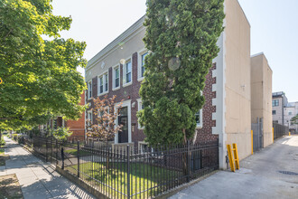 654 Morton ST NW in Washington, DC - Building Photo - Building Photo