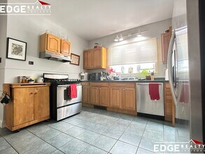 15 Mapleton St, Unit 1 in Boston, MA - Building Photo - Building Photo