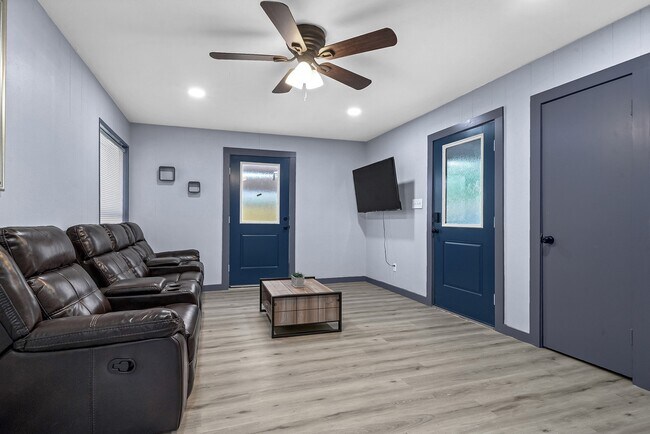 11103 Greenwillow Dr in Houston, TX - Building Photo - Building Photo
