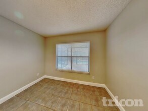 1259 Waterbury Loop in Lutz, FL - Building Photo - Building Photo