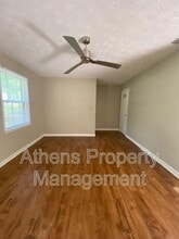 313 Jockey Club Dr in Athens, GA - Building Photo - Building Photo