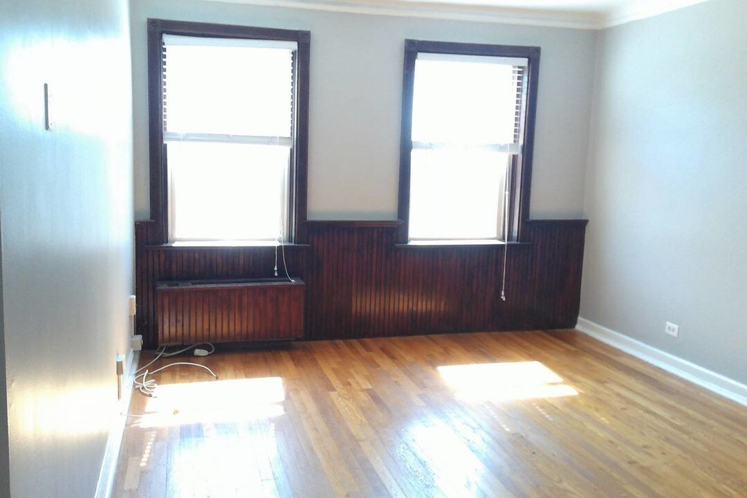 104 Woodside Green in Stamford, CT - Building Photo