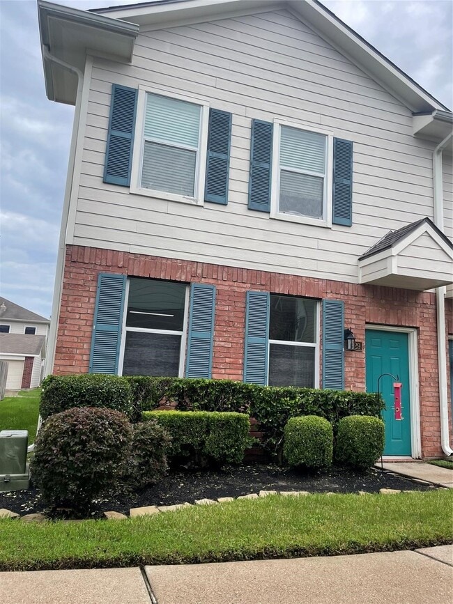 property at 1929 Kemah Village Dr