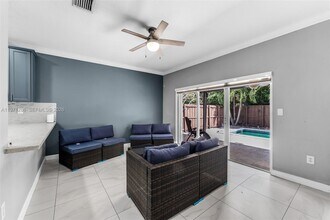 239 SE 31st Terrace in Homestead, FL - Building Photo - Building Photo