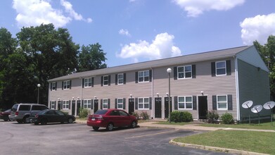 Reese Village Apartments in Emporia, VA - Building Photo - Building Photo