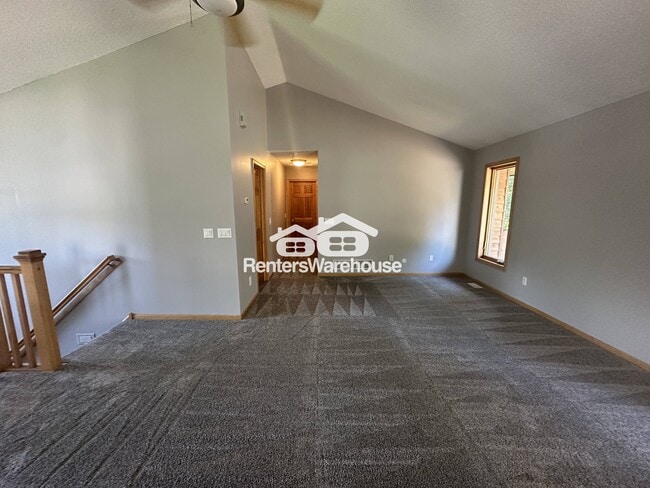 180 Luisa Ct in Chaska, MN - Building Photo - Building Photo
