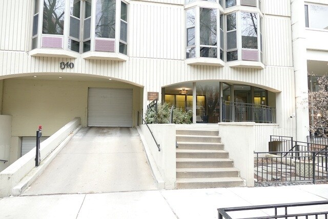 1340 N Dearborn St in Chicago, IL - Building Photo