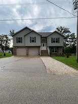 23356 Roulette Rd in Waynesville, MO - Building Photo