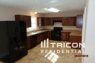2310 Mills Wood Run in Canton, GA - Building Photo - Building Photo