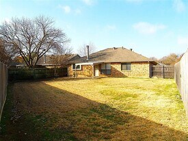 5412 Briar Ln in Flower Mound, TX - Building Photo