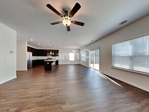 138 Waverly Way in Savannah, GA - Foto de edificio - Building Photo