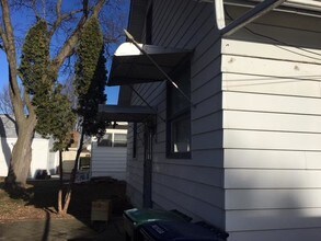 941 6th Ave SE in Rochester, MN - Building Photo - Building Photo