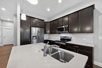 8479 Cromwell Dr in Windsor, CO - Building Photo - Building Photo