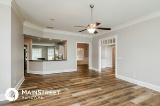 1090 Swan Mill Ct in Suwanee, GA - Foto de edificio - Building Photo